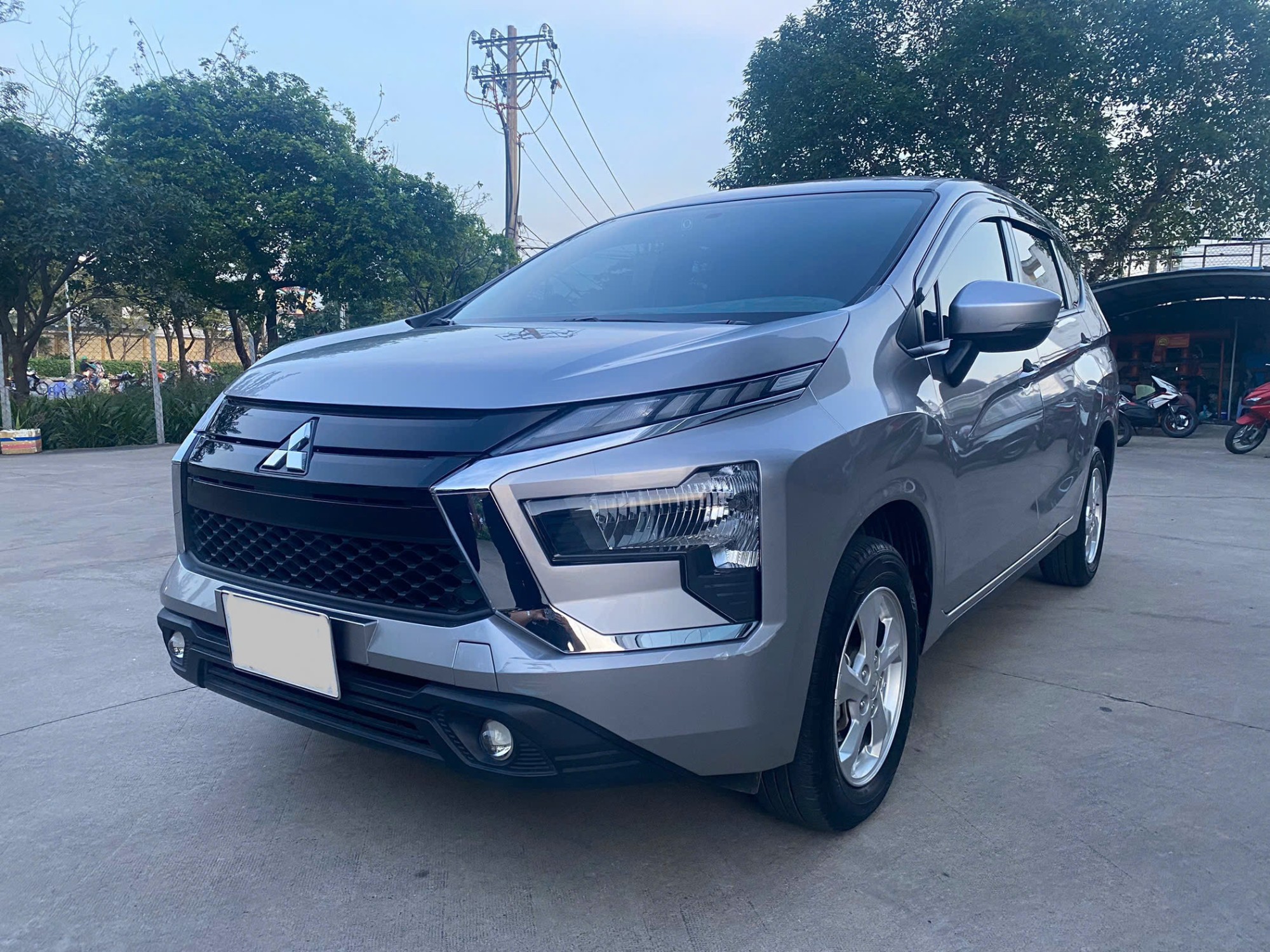 Mitsubishi Xpander AT Eco 2022 Màu Bạc